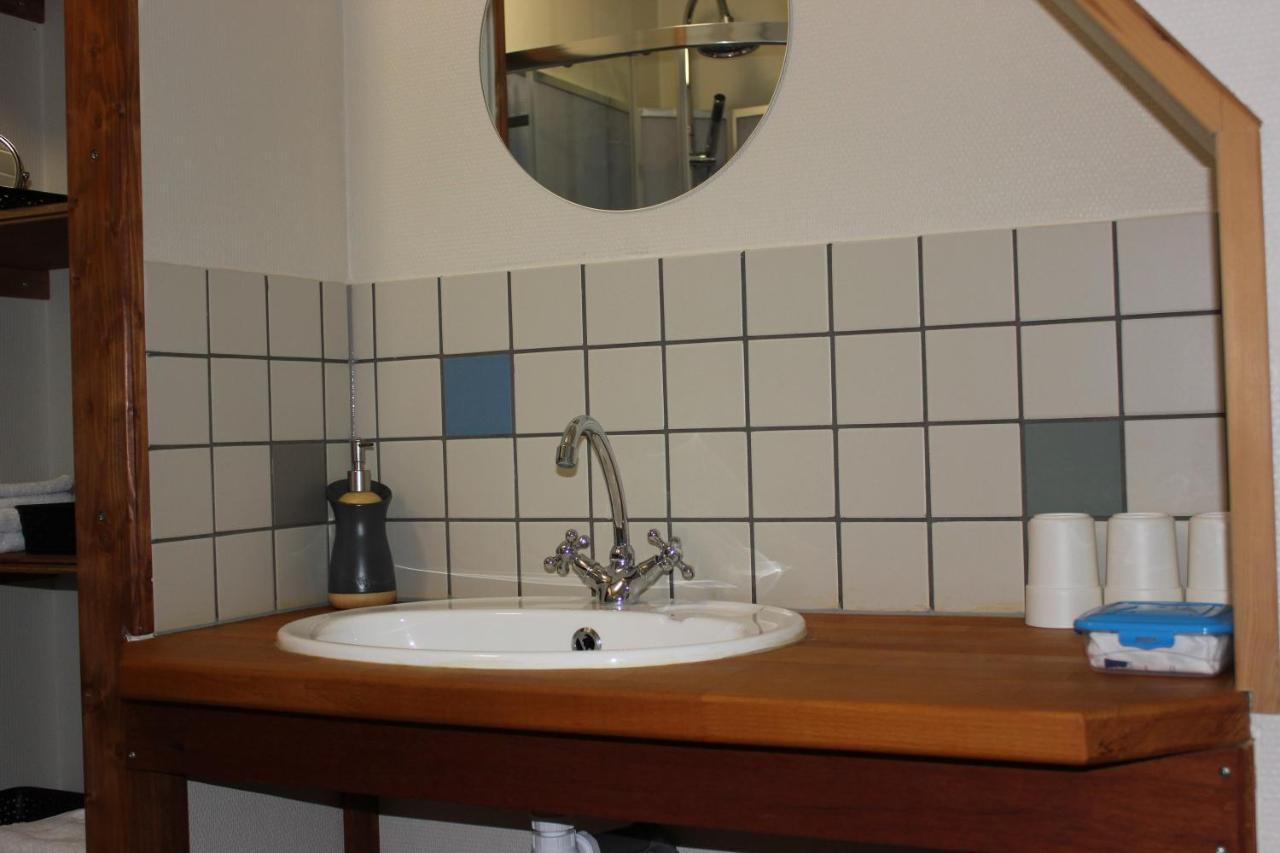 Maison Le Barrage Saint-Gervais-dʼAuvergne Екстериор снимка