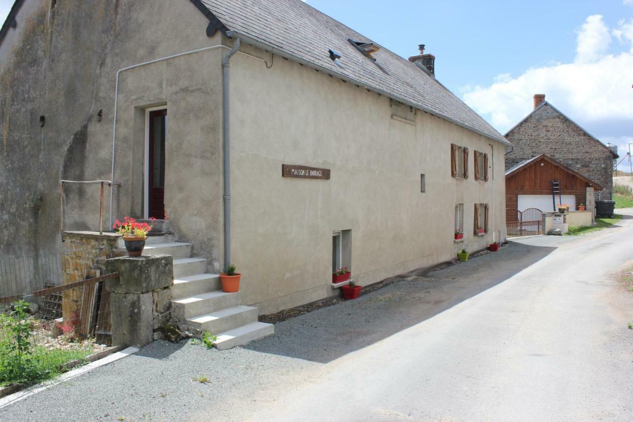 Maison Le Barrage Saint-Gervais-dʼAuvergne Екстериор снимка